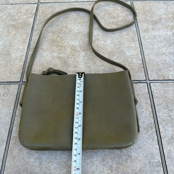 Madewell The Simple Crossbody Bag - Picture 6 of 10